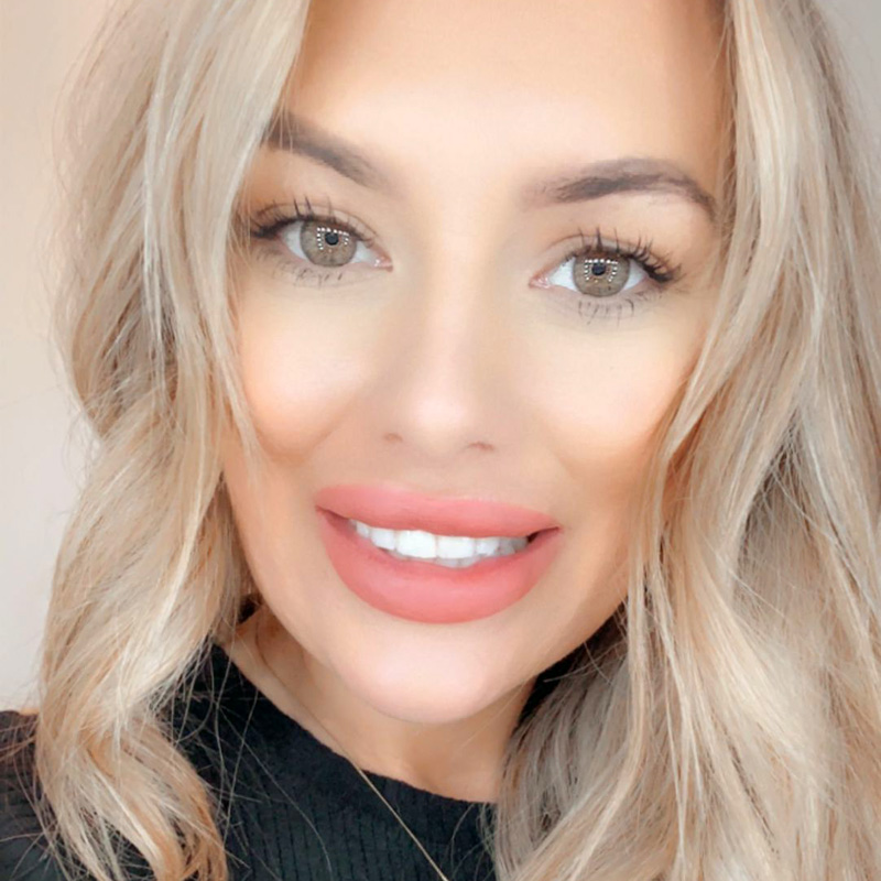 Shawny - Independent Senior Stylist